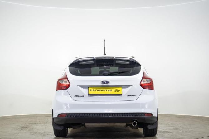 Ford Focus III с пробегом 2013 года, цена 799 000 рублей, 194000 км, хэтчбек, Автокод Объявления