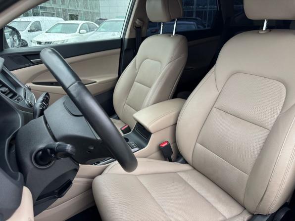 Hyundai Tucson III с пробегом 2017 года, цена 1 919 000 рублей, 139750 км, внедорожник, Автокод Объявления