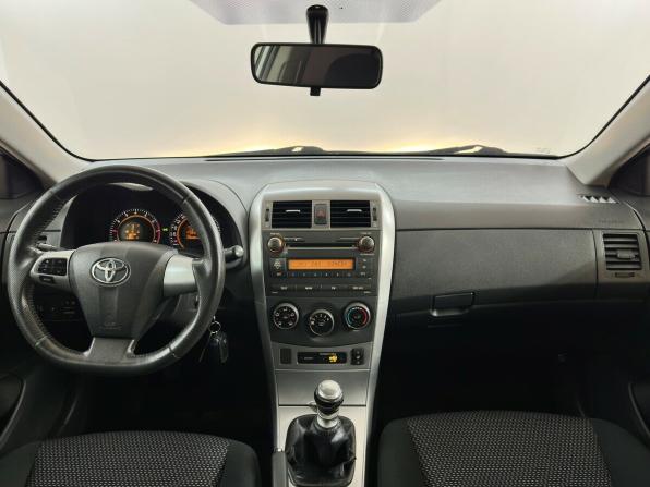 Toyota Corolla X (E140 E150) Рестайлинг с пробегом 2012 года, цена 940 000 рублей, 256689 км, седан, Автокод Объявления
