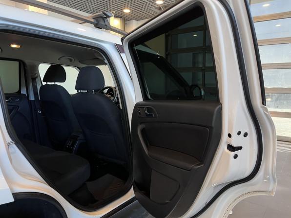 Skoda Yeti I Рестайлинг с пробегом 2014 года, цена 1 095 000 рублей, 180872 км, внедорожник, Автокод Объявления