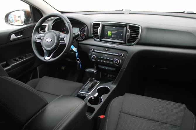 Kia Sportage IV с пробегом 2016 года, цена 1 990 000 рублей, 87000 км, внедорожник, Автокод Объявления