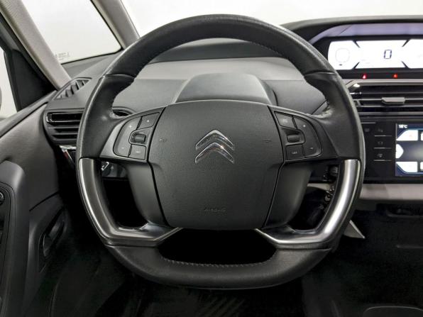 Citroen C4 Picasso II с пробегом 2014 года, цена 970 000 рублей, 50000 км, компактвэн, Автокод Объявления