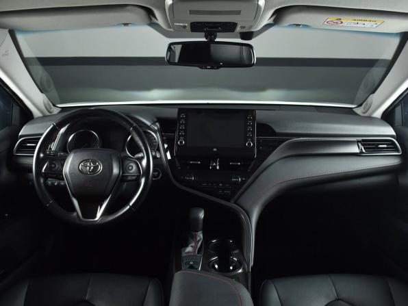 Toyota Camry VIII (XV70) Рестайлинг с пробегом 2021 года, цена 3 599 995 рублей, 47438 км, седан, Автокод Объявления