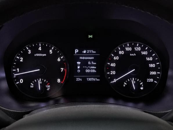 Hyundai Solaris II с пробегом 2019 года, цена 1 315 000 рублей, 130757 км, седан, Автокод Объявления