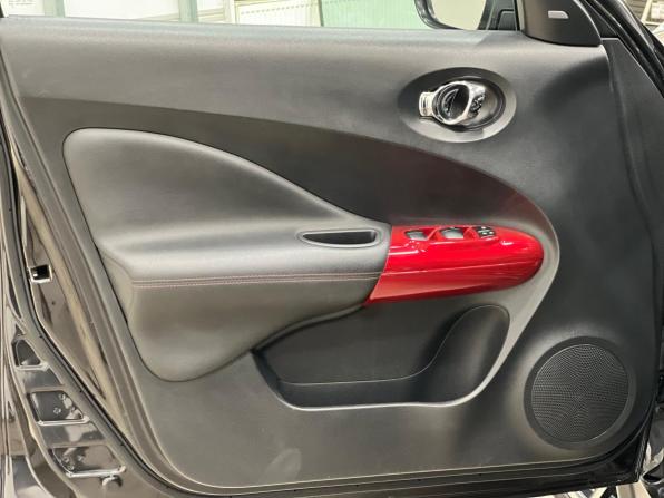 Nissan Juke I Рестайлинг с пробегом 2017 года, цена 1 399 500 рублей, 93142 км, внедорожник, Автокод Объявления