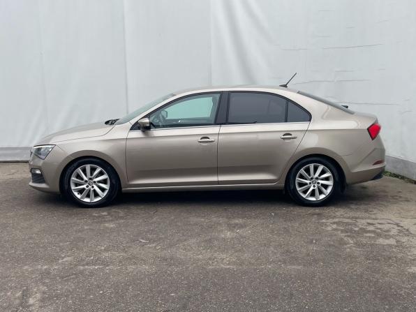 Skoda Rapid II с пробегом 2021 года, цена 1 799 000 рублей, 79156 км, лифтбек, Автокод Объявления
