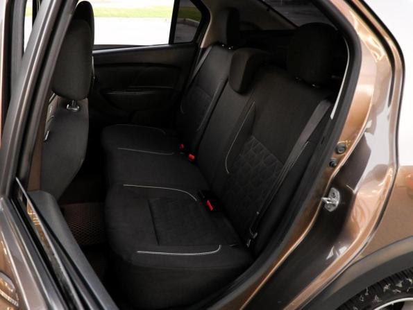 Renault Logan II Рестайлинг с пробегом 2019 года, цена 899 000 рублей, 176989 км, седан, Автокод Объявления