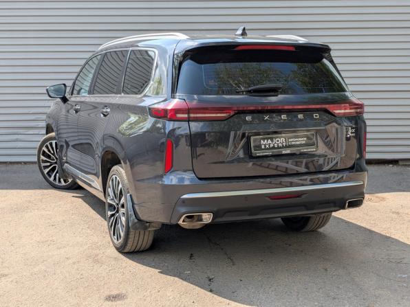 Exeed VX I с пробегом 2022 года, цена 2 300 000 рублей, 126971 км, внедорожник, Автокод Объявления