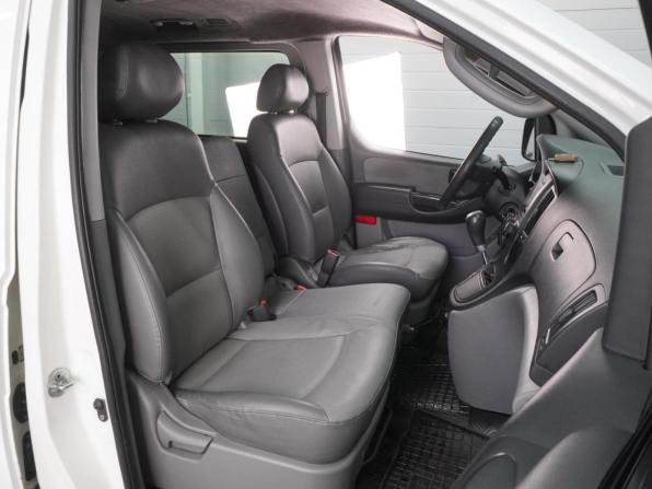 Hyundai Grand Starex I с пробегом 2011 года, цена 1 325 000 рублей, 454004 км, минивэн, Автокод Объявления