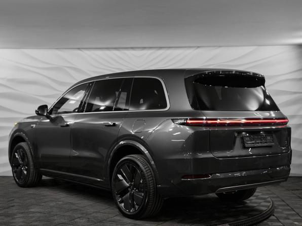 Новый Li Auto (Lixiang) L9 I Рестайлинг 2025 года, цена 11 990 000 рублей, внедорожник, Автокод Объявления