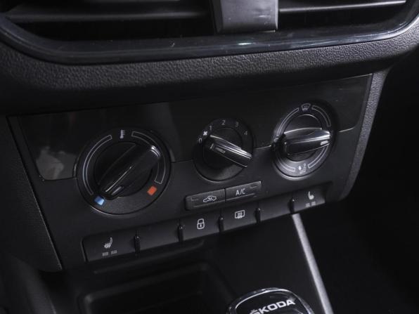 Skoda Rapid II с пробегом 2021 года, цена 1 580 000 рублей, 97952 км, лифтбек, Автокод Объявления