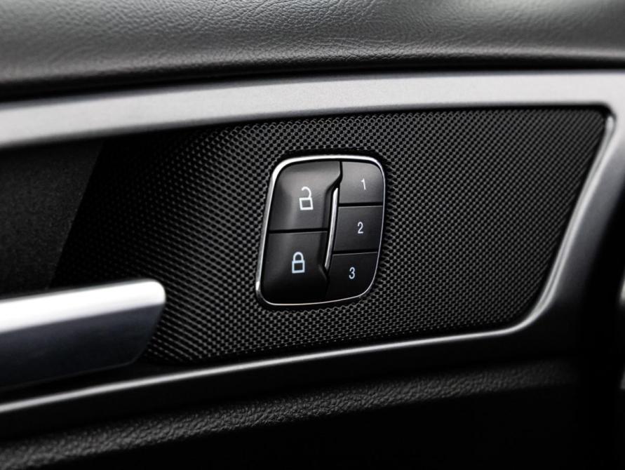 Ford Mondeo V Санкт-Петербург  - изображение 20
