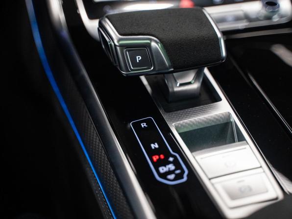 Audi RS Q8 I Рестайлинг с пробегом 2024 года, цена 24 900 000 рублей, 40 км, внедорожник, Автокод Объявления