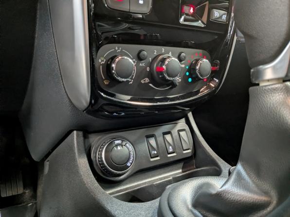 Nissan Terrano III (D10) с пробегом 2021 года, цена 1 600 000 рублей, 97000 км, внедорожник, Автокод Объявления