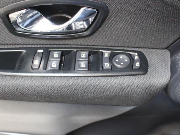 Renault Fluence I Рестайлинг с пробегом 2015 года, цена 624 000 рублей, 273446 км, седан, Автокод Объявления