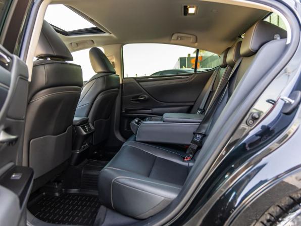 Lexus ES VII с пробегом 2020 года, цена 3 898 000 рублей, 116504 км, седан, Автокод Объявления