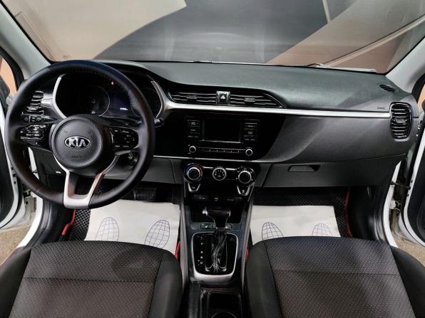Kia Rio IV Рестайлинг с пробегом 2020 года, цена 1 300 000 рублей, 88000 км, седан, Автокод Объявления