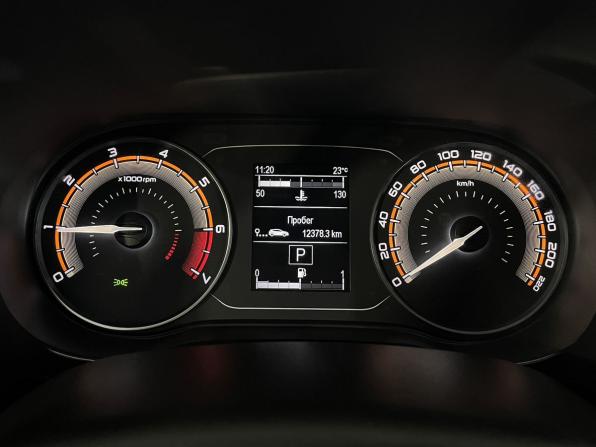 Lada (ВАЗ) Vesta I Рестайлинг (NG) с пробегом 2024 года, цена 1 299 000 рублей, 28000 км, седан, Автокод Объявления