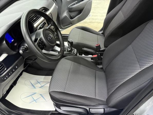 Kia Rio IV с пробегом 2018 года, цена 1 310 000 рублей, 76196 км, седан, Автокод Объявления