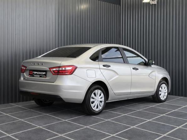 Lada (ВАЗ) Vesta I с пробегом 2021 года, цена 1 057 000 рублей, 102900 км, седан, Автокод Объявления
