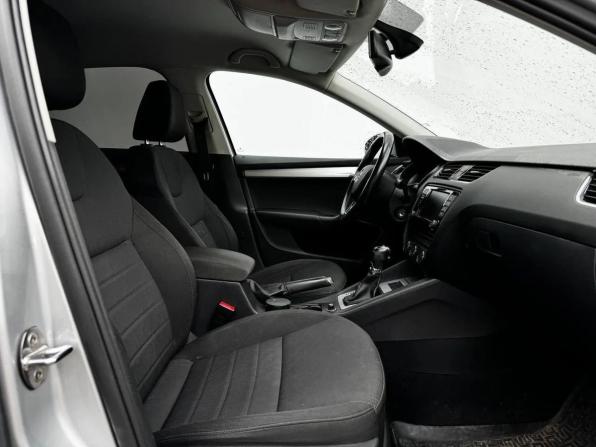 Skoda Octavia III (A7) с пробегом 2016 года, цена 1 585 000 рублей, 112778 км, лифтбек, Автокод Объявления