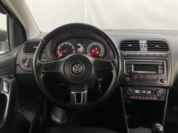 Volkswagen Polo V с пробегом 2015 года, цена 849 000 рублей, 223346 км, седан, Автокод Объявления