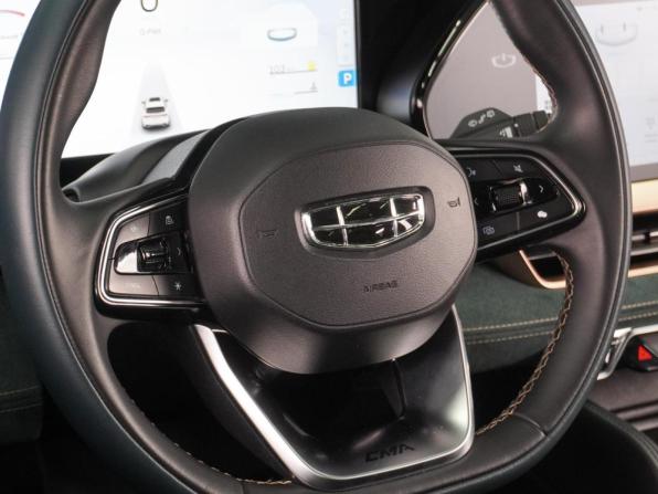Geely Monjaro I с пробегом 2023 года, цена 2 900 000 рублей, 71480 км, внедорожник, Автокод Объявления