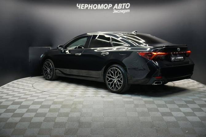 Toyota Avalon V с пробегом 2022 года, цена 3 690 000 рублей, 74000 км, седан, Автокод Объявления