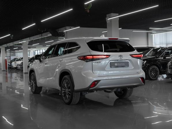 Toyota Highlander IV (XU70) с пробегом 2026 года, цена 5 350 000 рублей, 10 км, внедорожник, Автокод Объявления