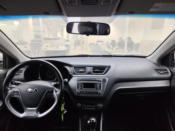 Kia Rio III Рестайлинг с пробегом 2017 года, цена 1 320 000 рублей, 86600 км, хэтчбек, Автокод Объявления