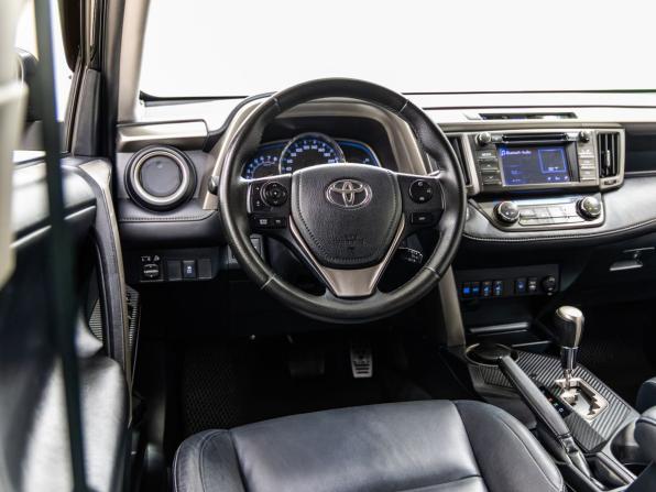 Toyota RAV4 IV (XA40) с пробегом 2013 года, цена 2 285 000 рублей, 82327 км, внедорожник, Автокод Объявления