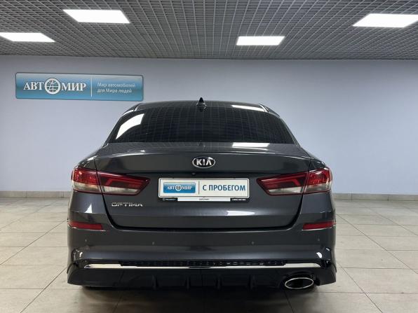 Kia Optima IV Рестайлинг с пробегом 2018 года, цена 1 659 000 рублей, 135837 км, седан, Автокод Объявления