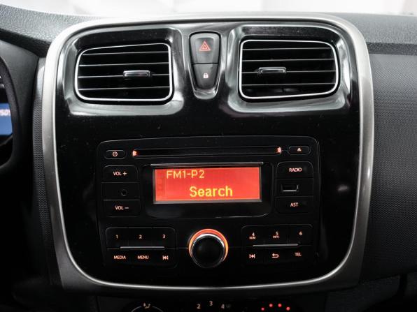 Renault Logan II с пробегом 2014 года, цена 604 000 рублей, 205000 км, седан, Автокод Объявления