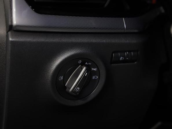 Volkswagen Polo VI с пробегом 2021 года, цена 1 549 000 рублей, 107857 км, лифтбек, Автокод Объявления