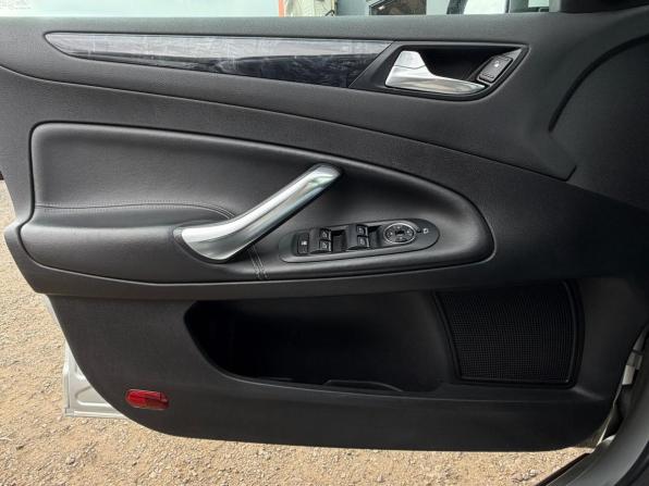 Ford Mondeo IV Рестайлинг с пробегом 2011 года, цена 880 000 рублей, 180700 км, седан, Автокод Объявления