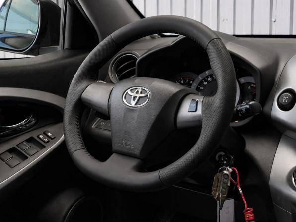 Toyota RAV4 III (XA30) Рестайлинг с пробегом 2012 года, цена 1 385 000 рублей, 208161 км, внедорожник, Автокод Объявления