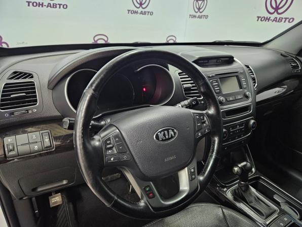 Kia Sorento II Рестайлинг с пробегом 2012 года, цена 1 373 000 рублей, 308826 км, внедорожник, Автокод Объявления