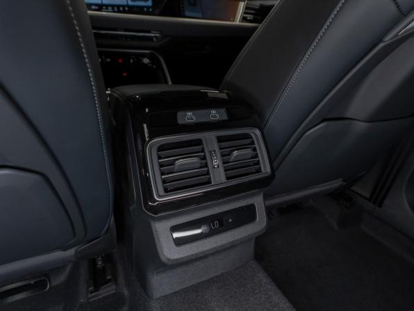 Audi Q5 III с пробегом 2026 года, цена 6 150 000 рублей, 30 км, внедорожник, Автокод Объявления