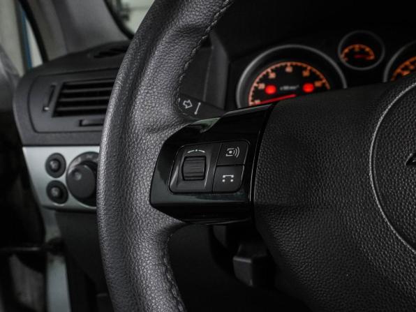 Opel Astra H Рестайлинг с пробегом 2008 года, цена 399 000 рублей, 216163 км, хэтчбек, Автокод Объявления