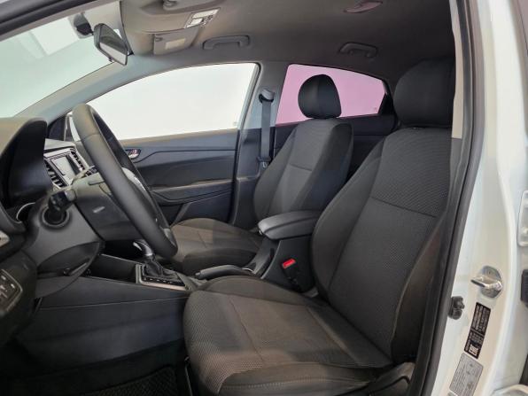 Hyundai Solaris II с пробегом 2018 года, цена 1 160 000 рублей, 244583 км, седан, Автокод Объявления