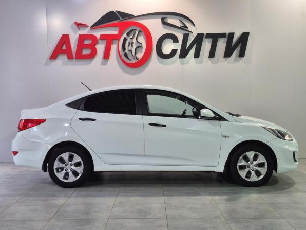 Hyundai Solaris I с пробегом 2013 года, цена 785 000 рублей, 157250 км, седан, Автокод Объявления
