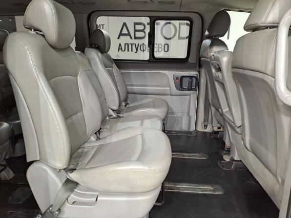 Hyundai Grand Starex I Рестайлинг с пробегом 2016 года, цена 2 299 000 рублей, 248000 км, минивэн, Автокод Объявления