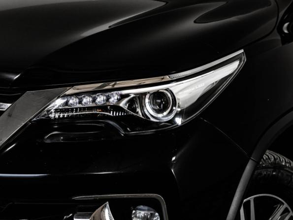 Toyota Fortuner II с пробегом 2018 года, цена 2 699 000 рублей, 266384 км, внедорожник, Автокод Объявления