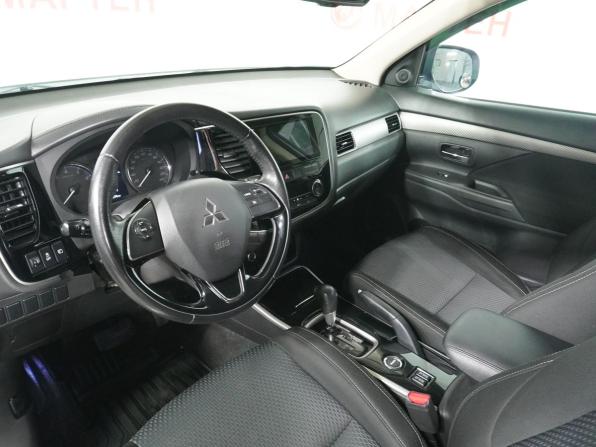 Mitsubishi Outlander III Рестайлинг 2 с пробегом 2017 года, цена 2 050 000 рублей, 97811 км, внедорожник, Автокод Объявления