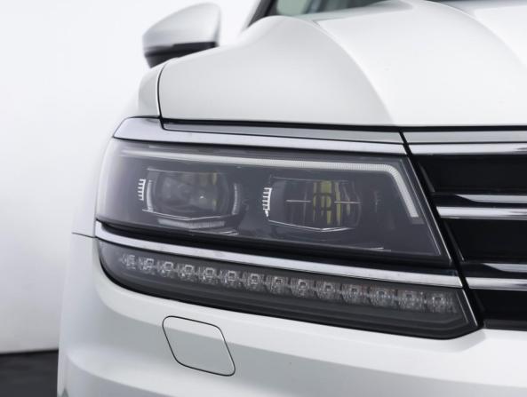 Volkswagen Tiguan II с пробегом 2017 года, цена 2 299 000 рублей, 179729 км, внедорожник, Автокод Объявления