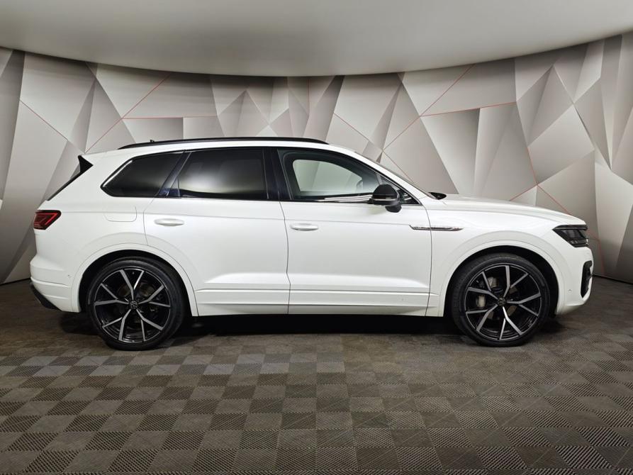 Volkswagen Touareg III Москва  - изображение 6
