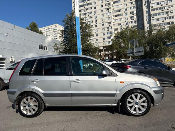 Ford Fusion I Рестайлинг с пробегом 2008 года, цена 425 000 рублей, 194762 км, хэтчбек, Автокод Объявления