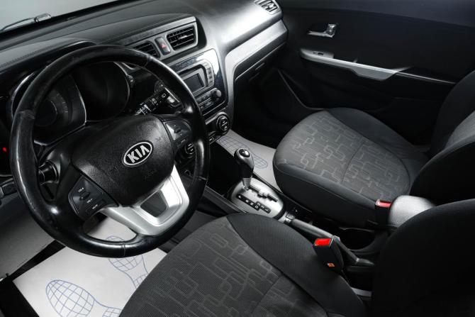 Kia Rio III с пробегом 2013 года, цена 749 000 рублей, 163000 км, хэтчбек, Автокод Объявления