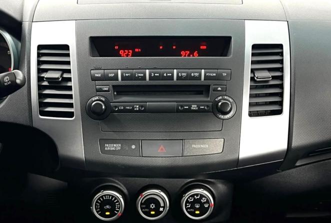 Peugeot 4007 с пробегом 2008 года, цена 1 000 000 рублей, 180902 км, внедорожник, Автокод Объявления