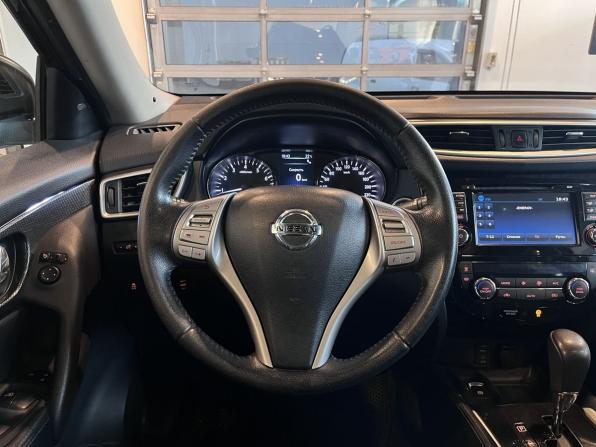 Nissan X-Trail III с пробегом 2018 года, цена 2 055 000 рублей, 170454 км, внедорожник, Автокод Объявления
